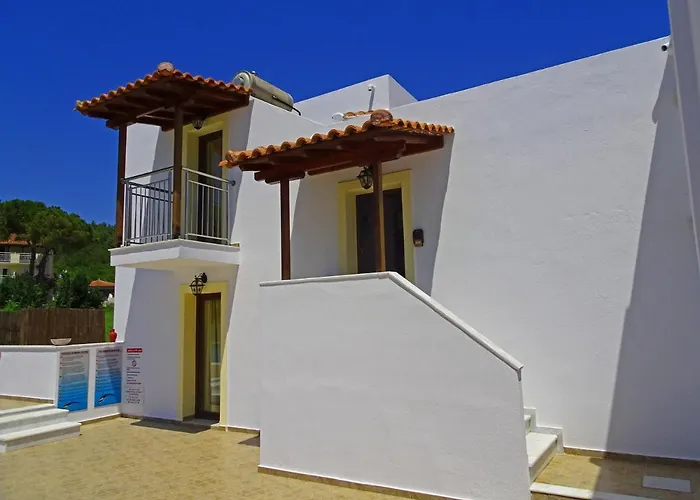 Parissis Eden Skiathos * Трулос
