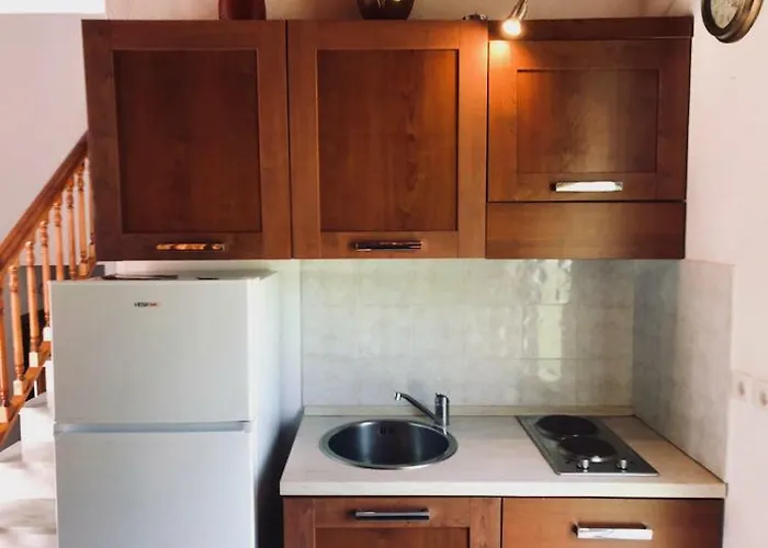 Parissis Eden Skiathos Трулос