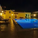 Villa Parissis Eden Skiathos Troulos