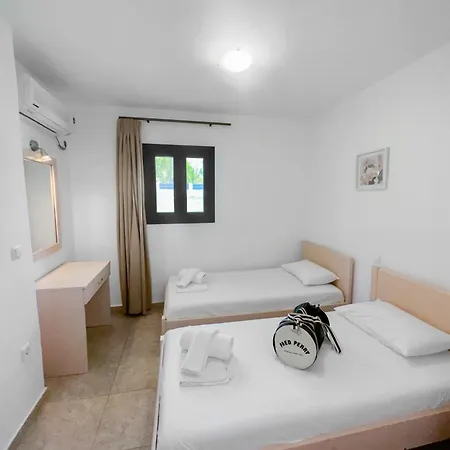 Villa Parissis Eden Skiathos, A Mediterranean Hideaway *