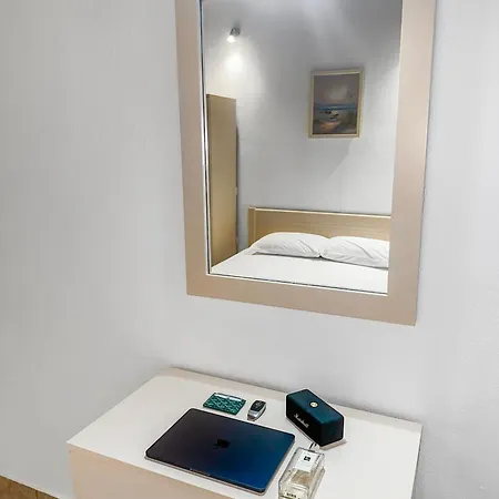 Parissis Eden Skiathos, A Mediterranean Hideaway Villa