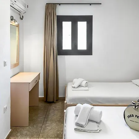 Parissis Eden Skiathos, A Mediterranean Hideaway Villa