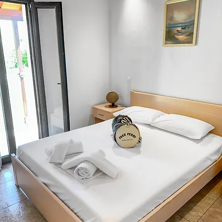 Parissis Eden Skiathos, A Mediterranean Hideaway * Troulos