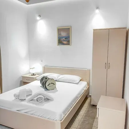 Villa Parissis Eden Skiathos, A Mediterranean Hideaway *