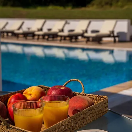 וילה Parissis Eden Skiathos, A Mediterranean Hideaway טרולוס