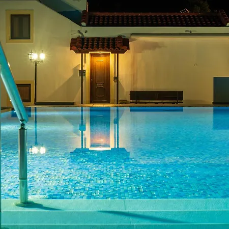 Parissis Eden Skiathos, A Mediterranean Hideaway Villa Troulos